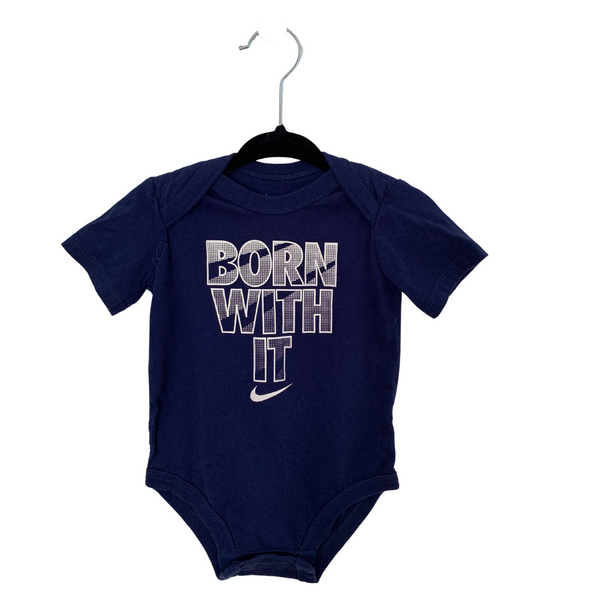 Nike onesies 6-9m