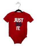 Nike onesies 6-9m